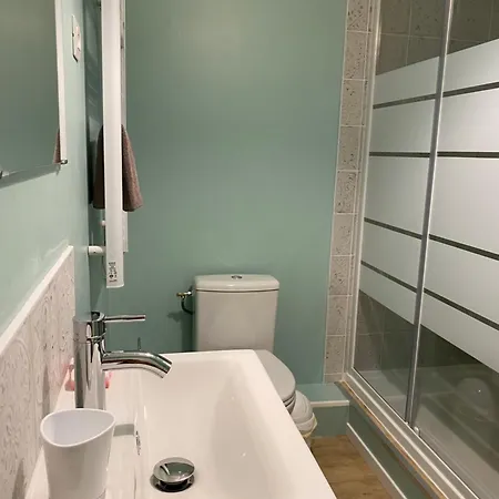 Au Reconfort De Draps Et Serviettes Fournies 12